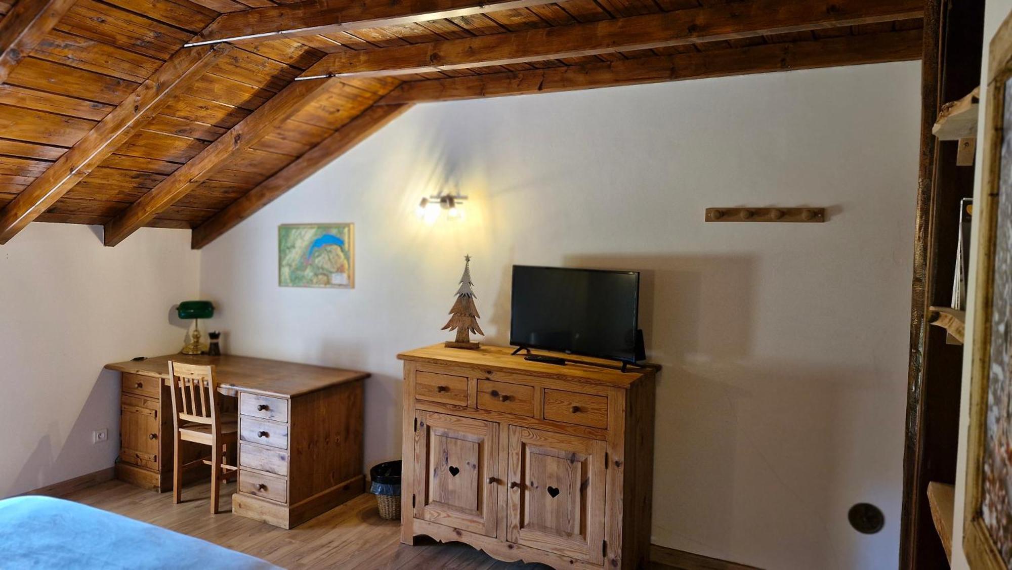Chambres D'Hote Des 3 Marches Lamoura Eksteriør billede